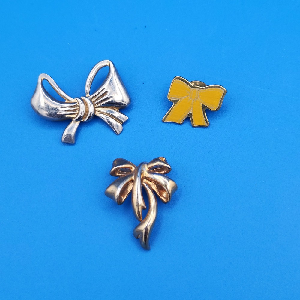 Vintage 3pc Bow Brooch Pin Lot Gold Silver Tone Textured Yellow Enamel Ribbon